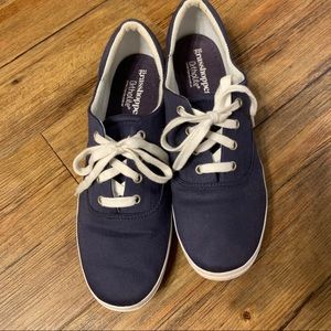 Navy Grasshoppers sneakers
